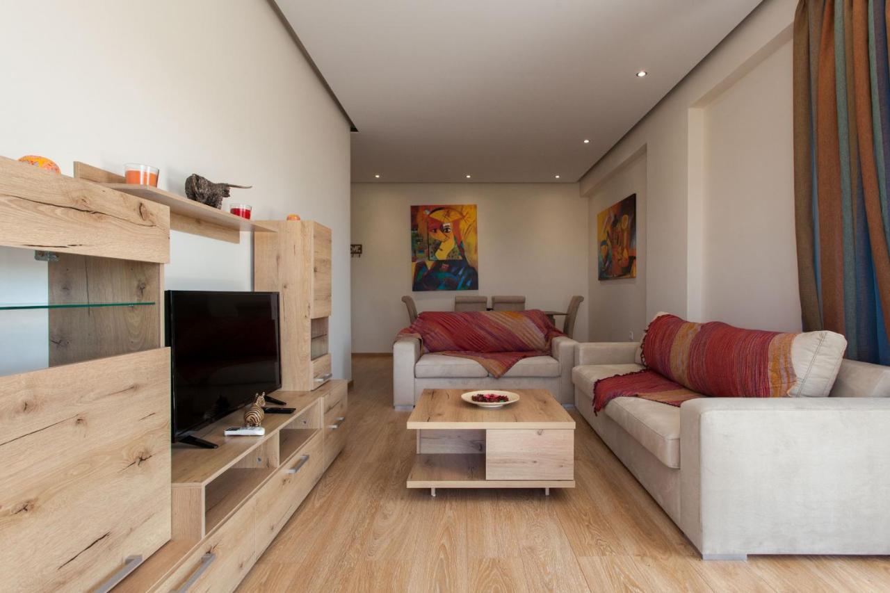 Modern Apt In Glyfada A Breath Away From The Sea - The View Atenas Exterior foto